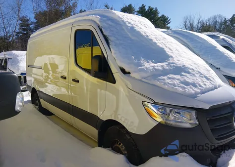 2024 Mercedes-Benz Sprinter 2500 Standard Roof 4-Cyl Diesel z USA, uszkodzony, nr VIN W1Y4KBHY2RT164987